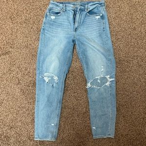 american eagle mom jeans